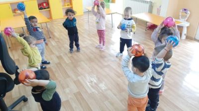 Лакомото мече - ДГ Еделвайс - Етрополе