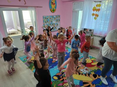 Група" Мечо Пух" - ДГ Еделвайс - Етрополе