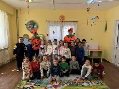 Група " Червената Шапчица" - Седмица на тиквата - ДГ Еделвайс - Етрополе