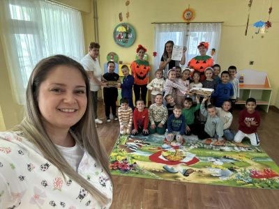 Група " Червената Шапчица" - Седмица на тиквата - ДГ Еделвайс - Етрополе