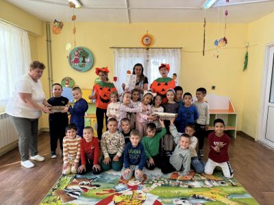 Група " Червената Шапчица" - Седмица на тиквата - ДГ Еделвайс - Етрополе