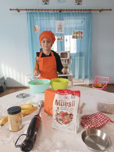 Група " Червената Шапчица" - Готвачи - ДГ Еделвайс - Етрополе